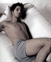 引發睪丸炎的原因